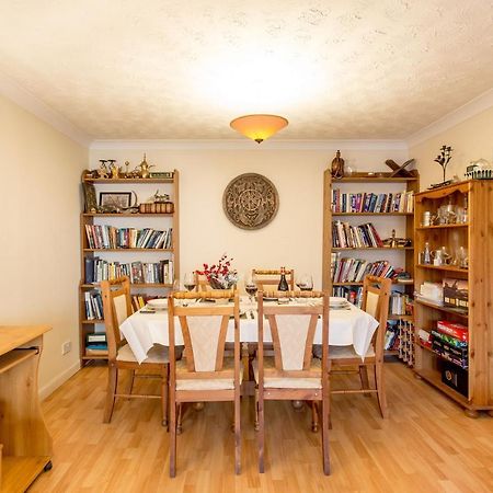 Central & Stylish 3 Bedroom, 2 Bath, Free Parking Единбург Екстер'єр фото
