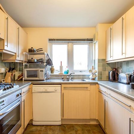 Central & Stylish 3 Bedroom, 2 Bath, Free Parking Единбург Екстер'єр фото